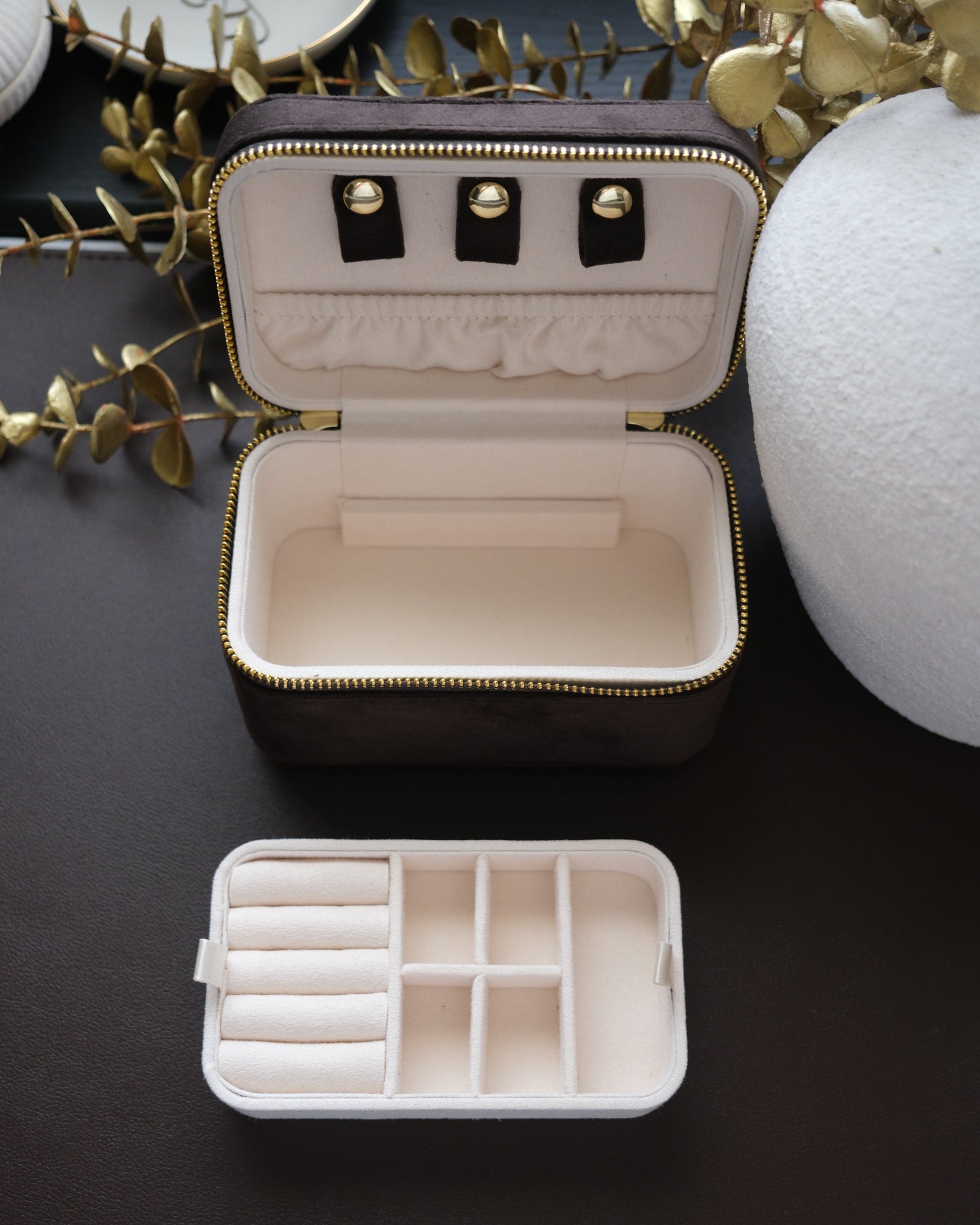 Elira Travel Jewelry Keeper