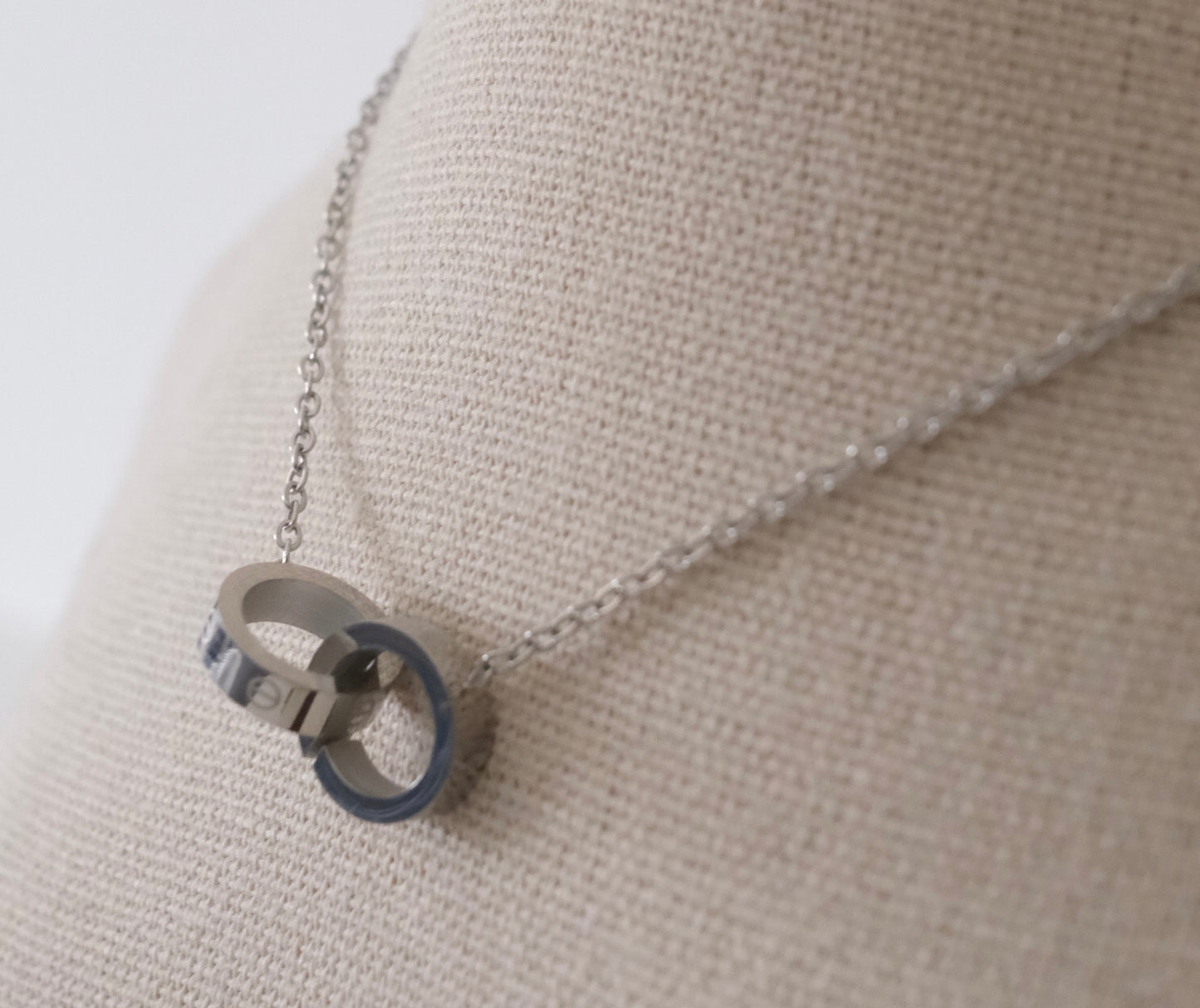 Eterna Link Necklace