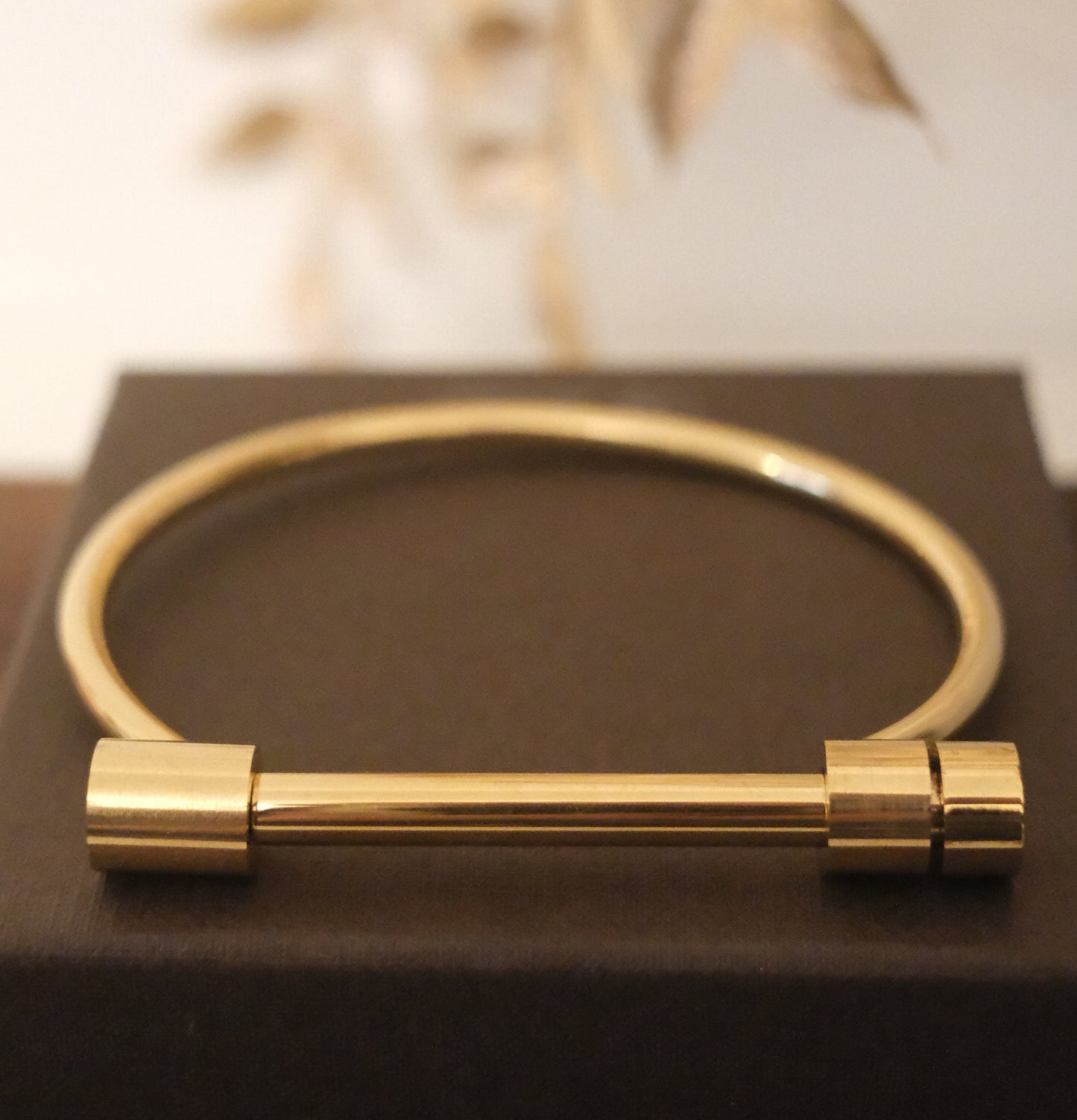 Bolt Luxe Bangle