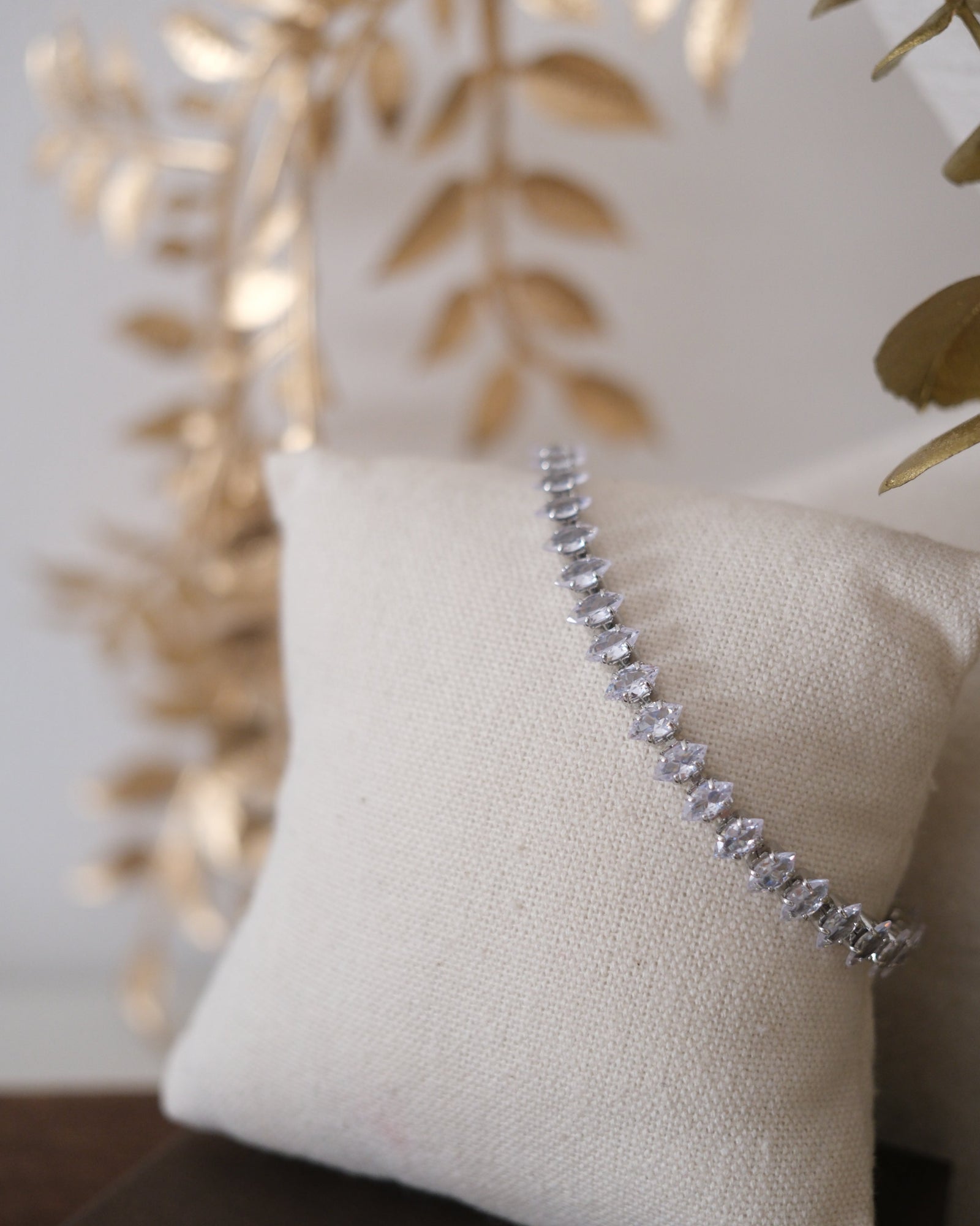 Éclat Marquise Tennis Bracelet