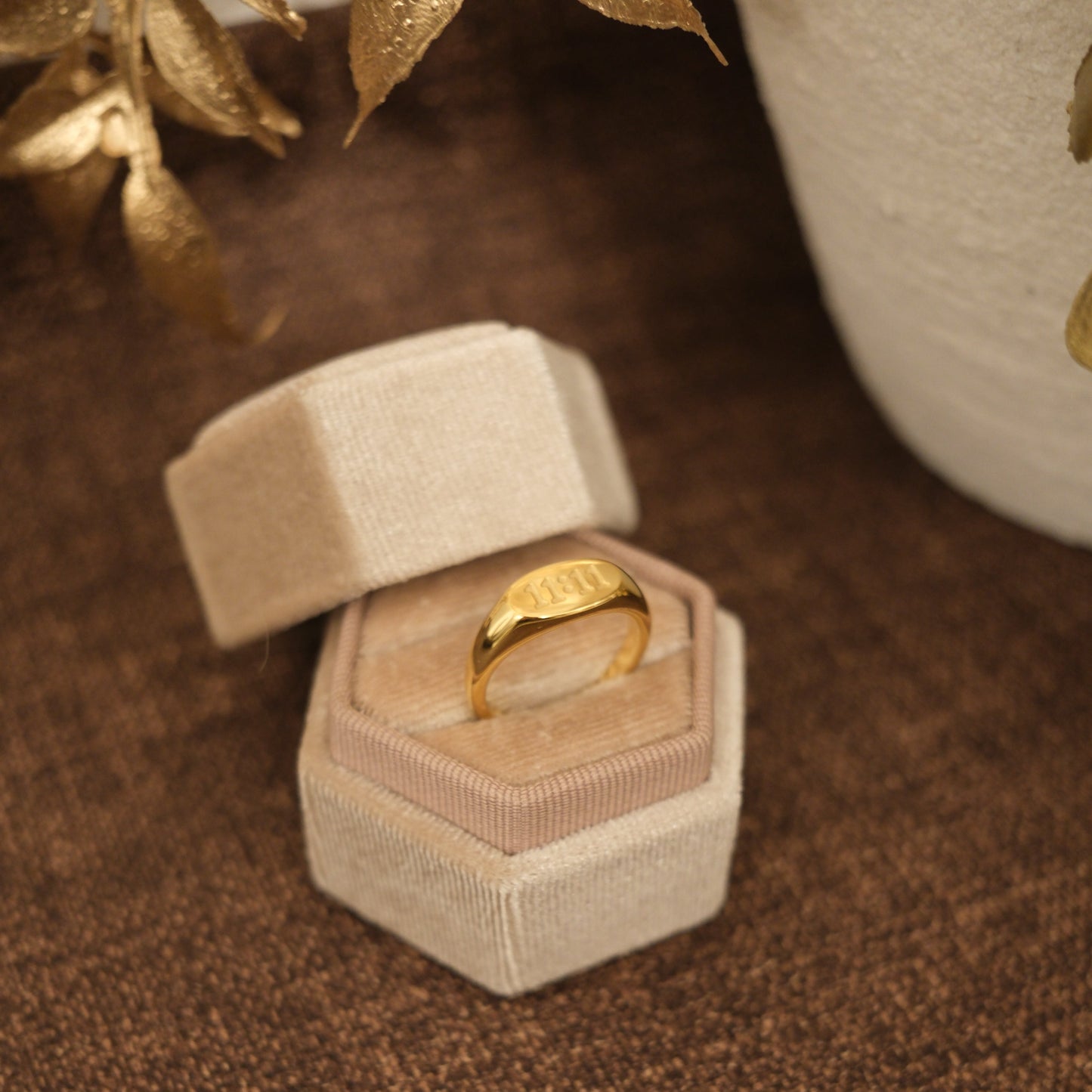 11:11 Anora Ring