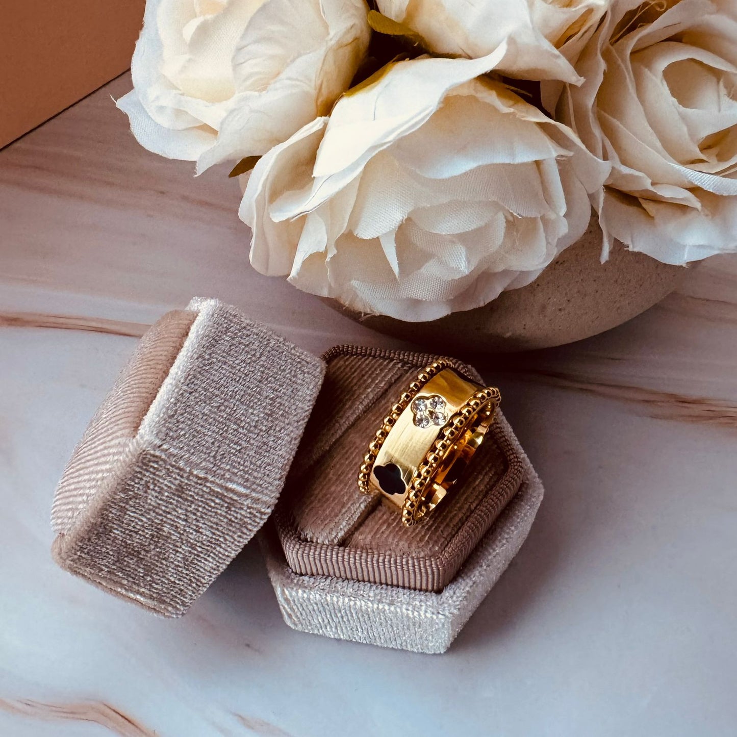 Nira Ring