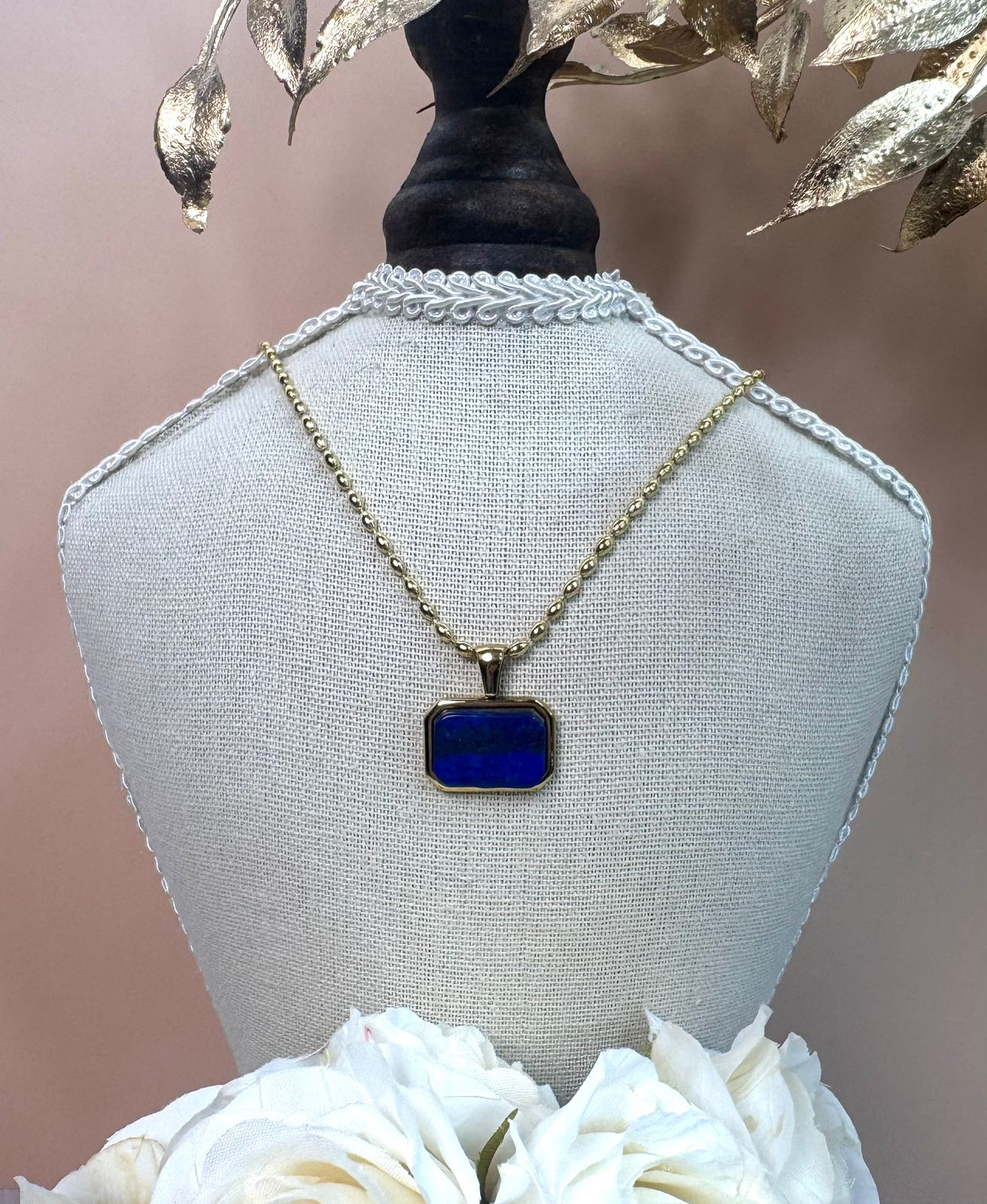 Knotx Necklace
