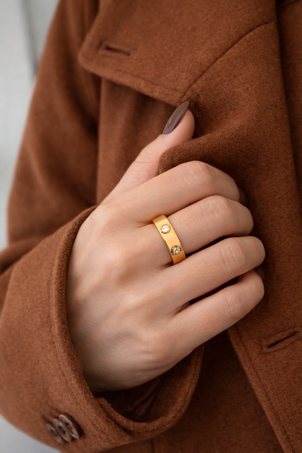 Vyxen Crystal Ring