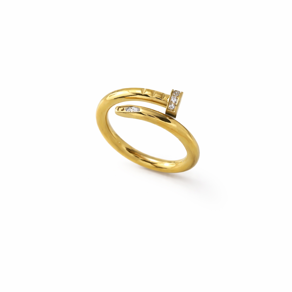 Nailé Ring