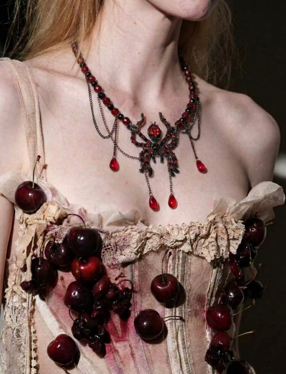 Widow’s Kiss Necklace