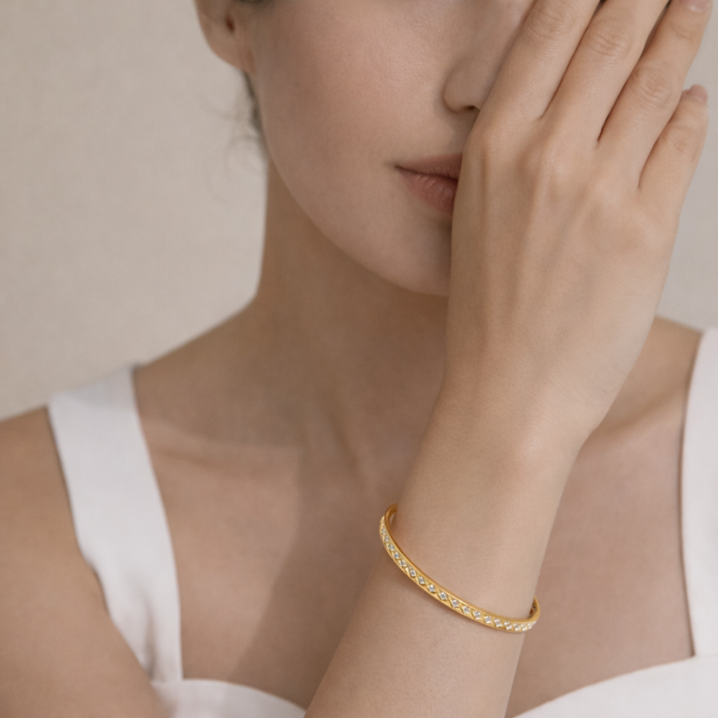 Ziva Chevron Bangle