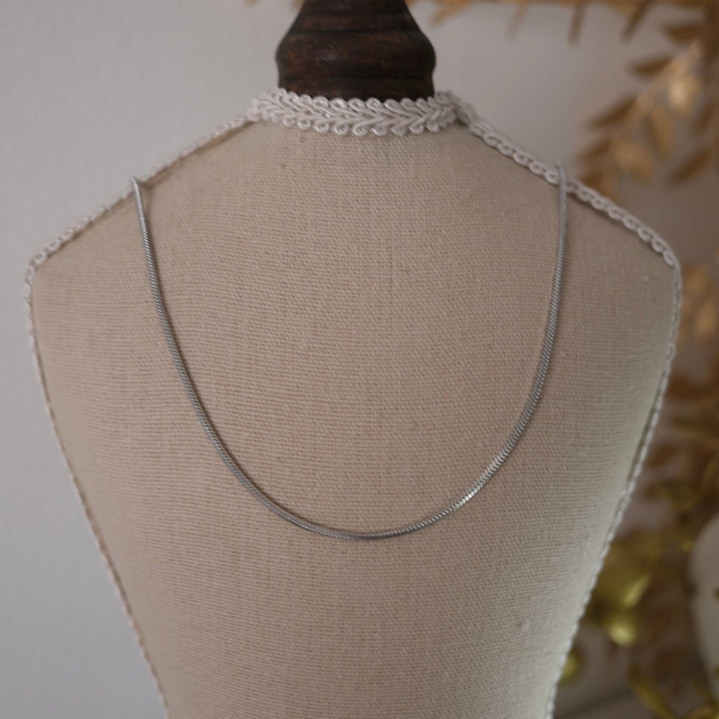 The Sleek Chain Necklace