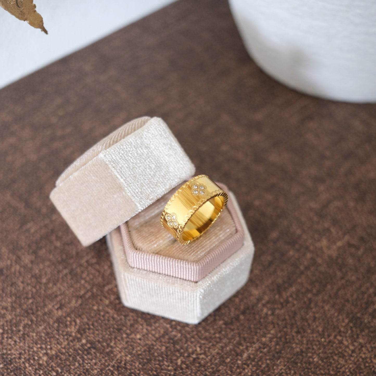 Aureline Ring