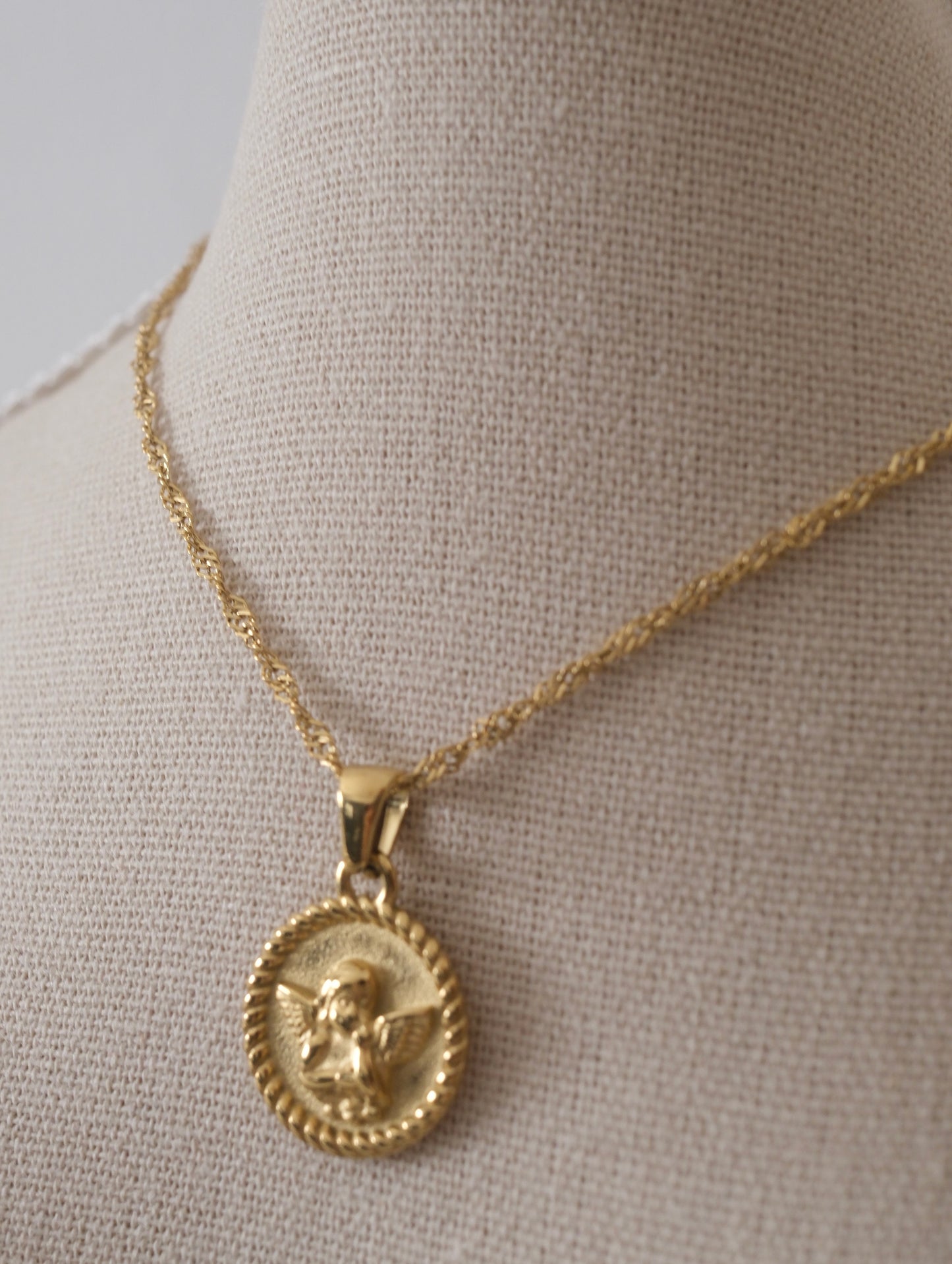 Eros Medallion Necklace