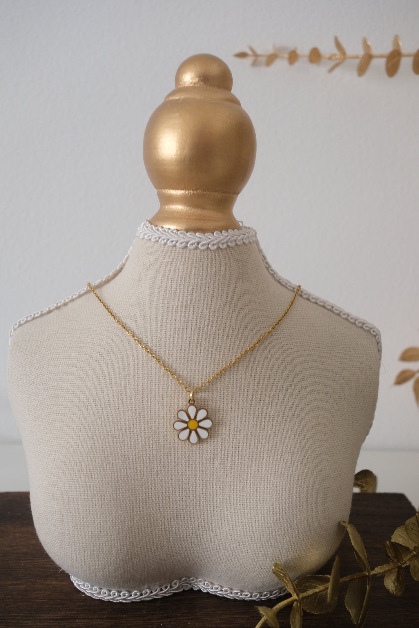 Daisette Necklace