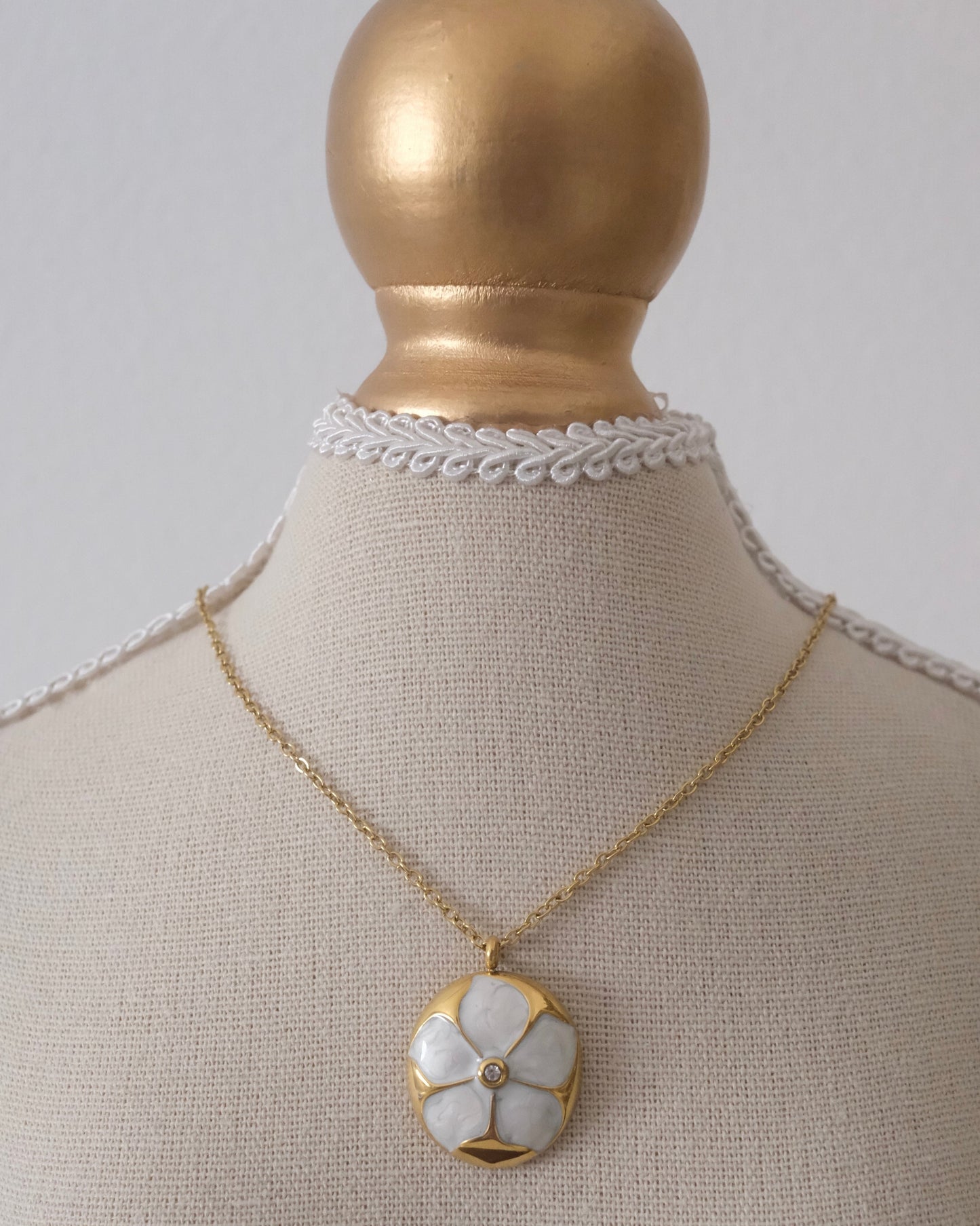 Florie Necklace