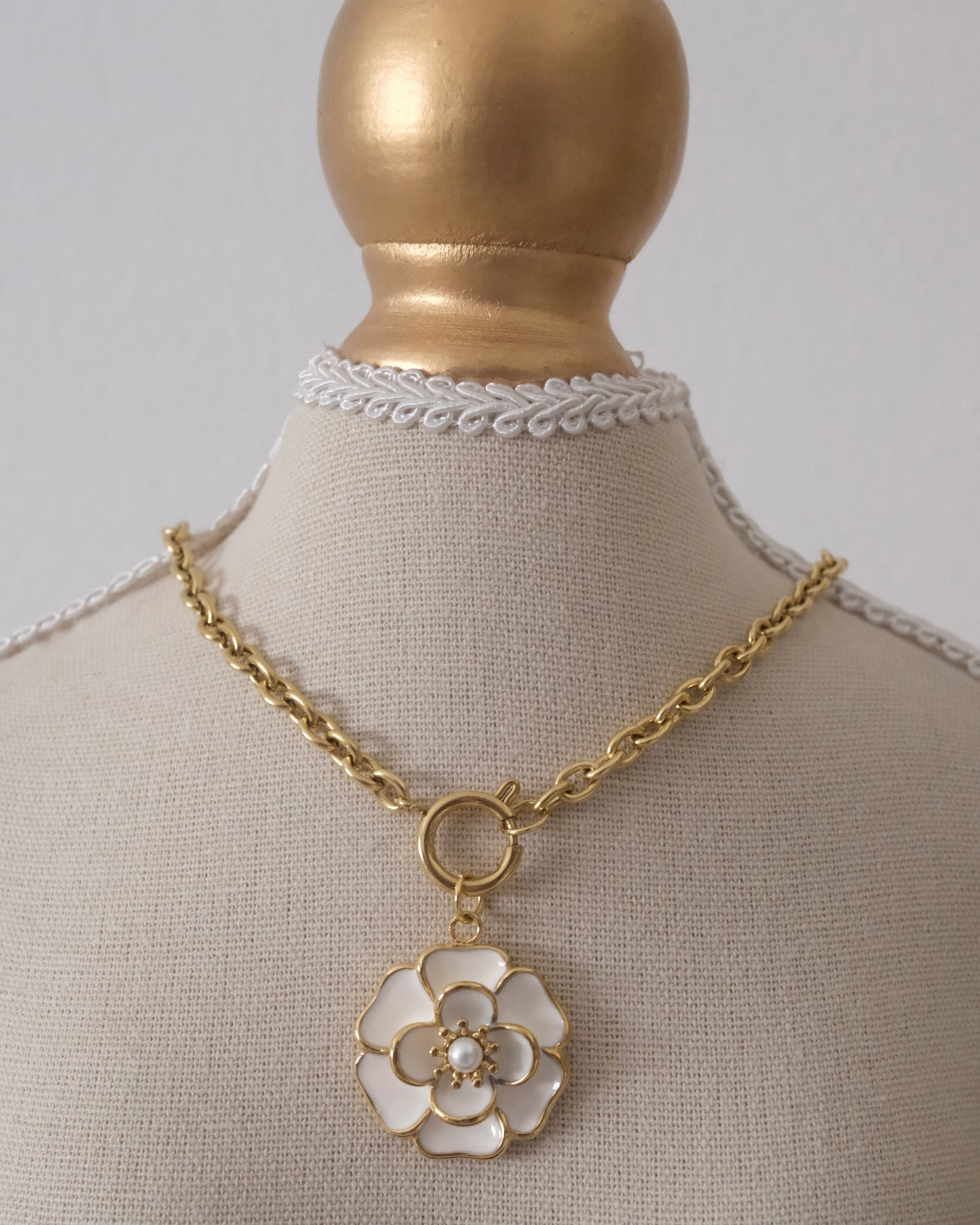 Roselle Necklace
