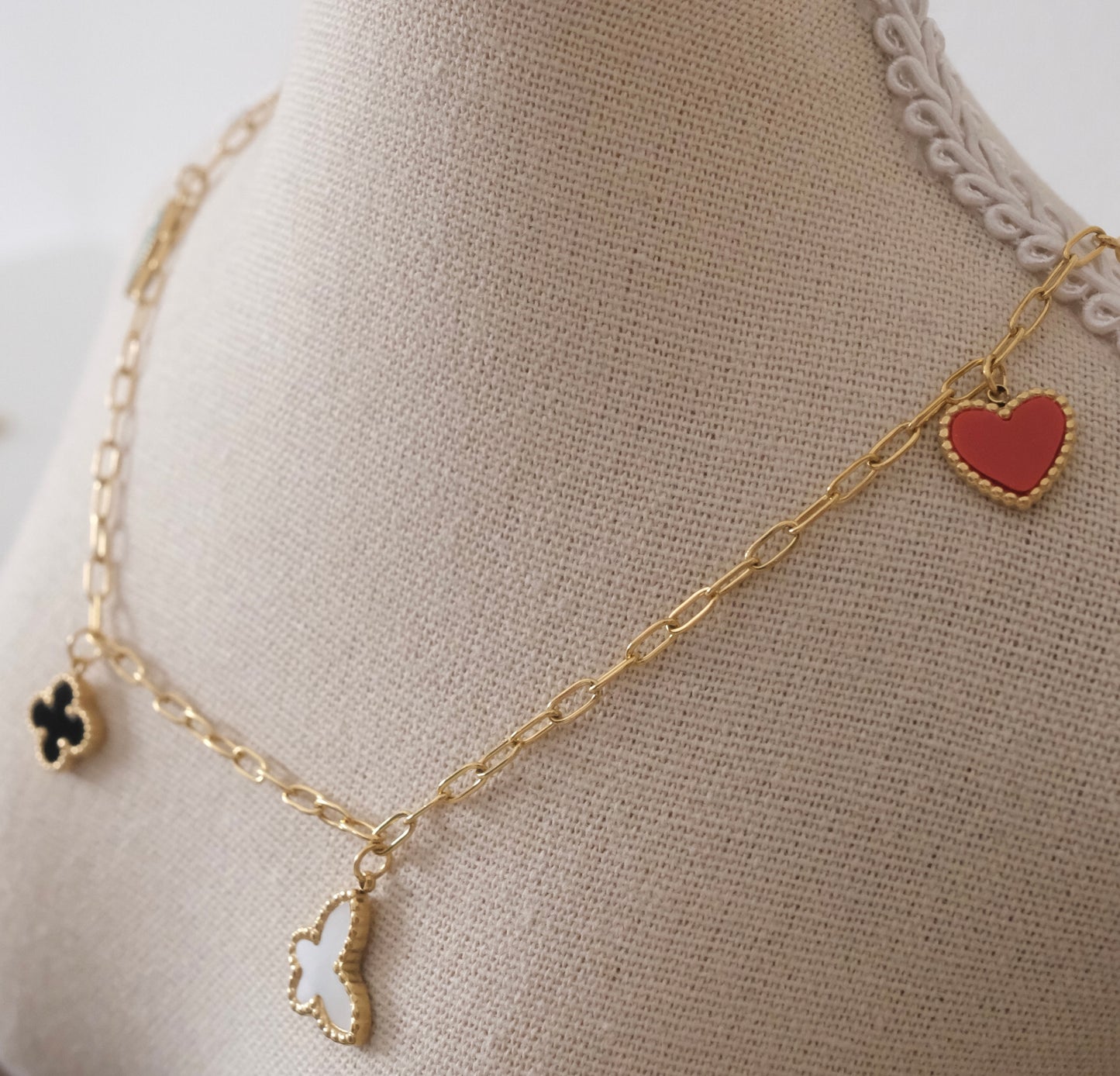 Charme D’Or Necklace
