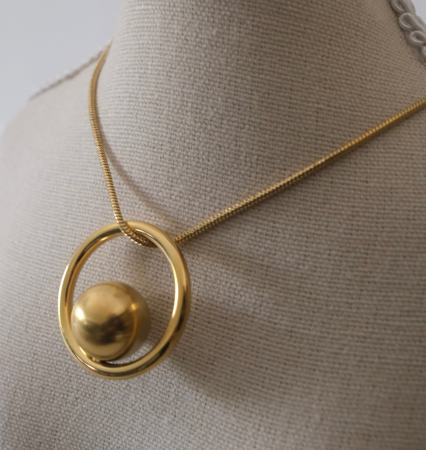 Oro Necklace