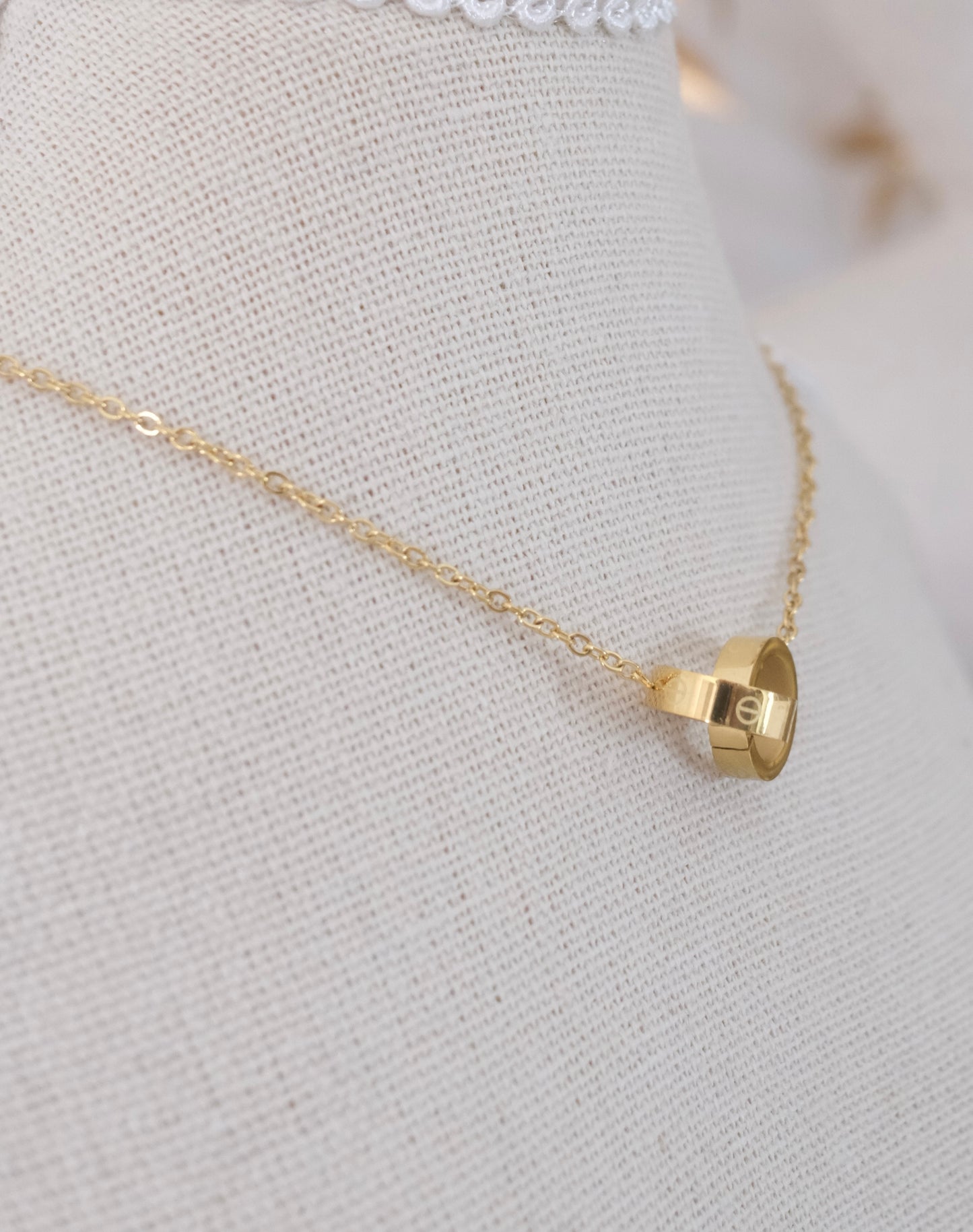 Eterna Link Necklace