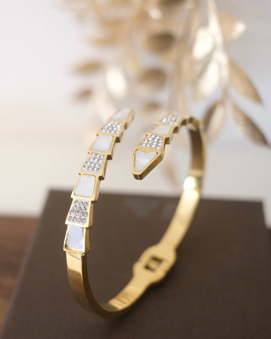 Serpent Elegance Bangle