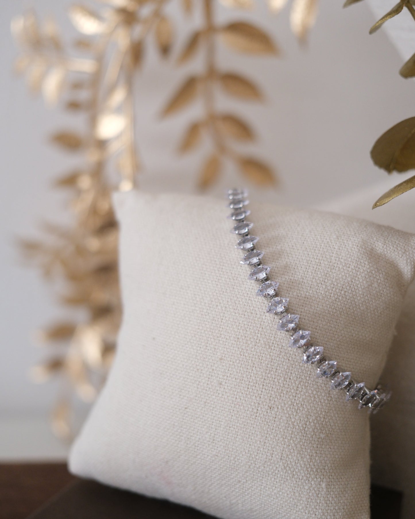 Éclat Marquise Tennis Bracelet