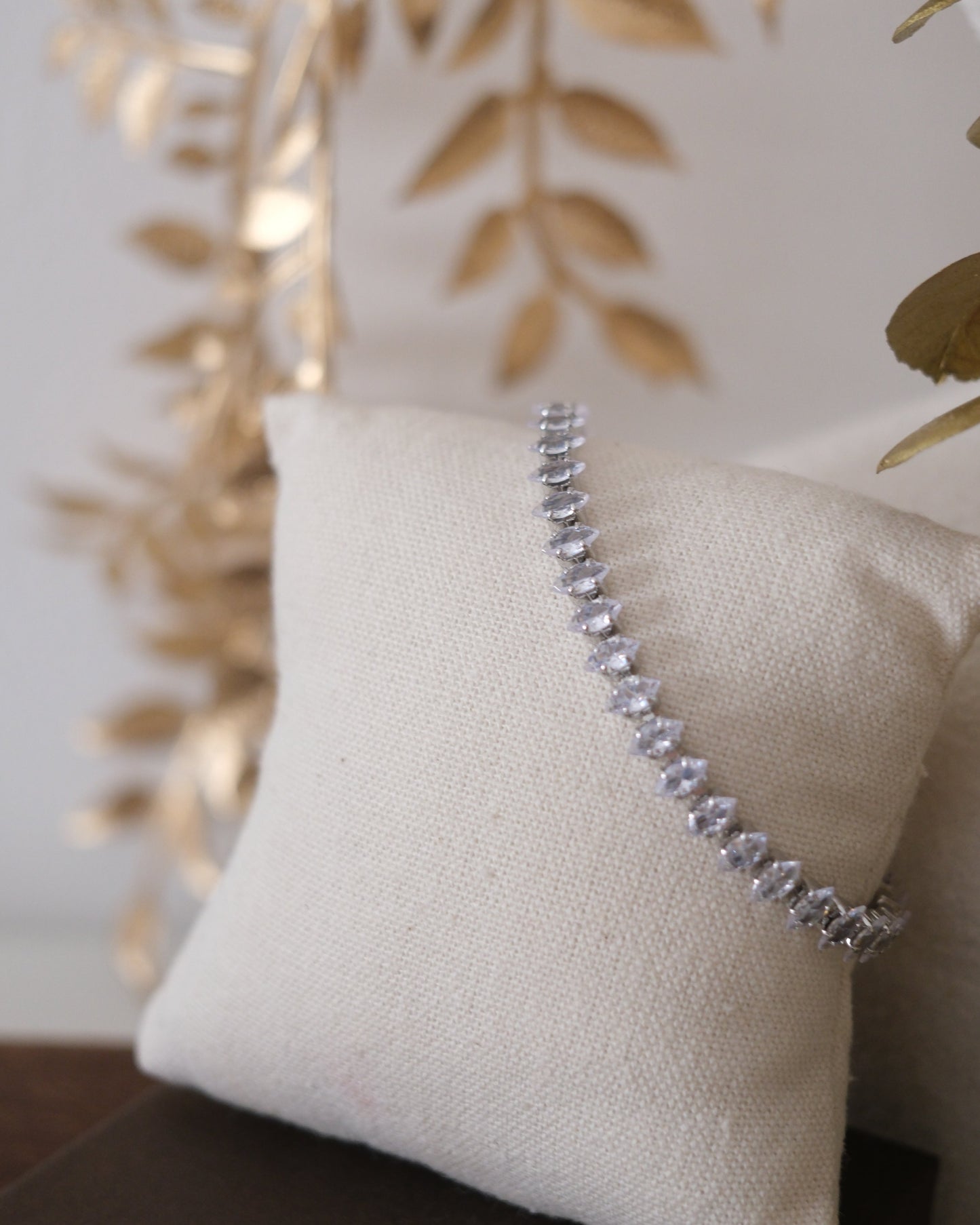 Éclat Marquise Tennis Bracelet