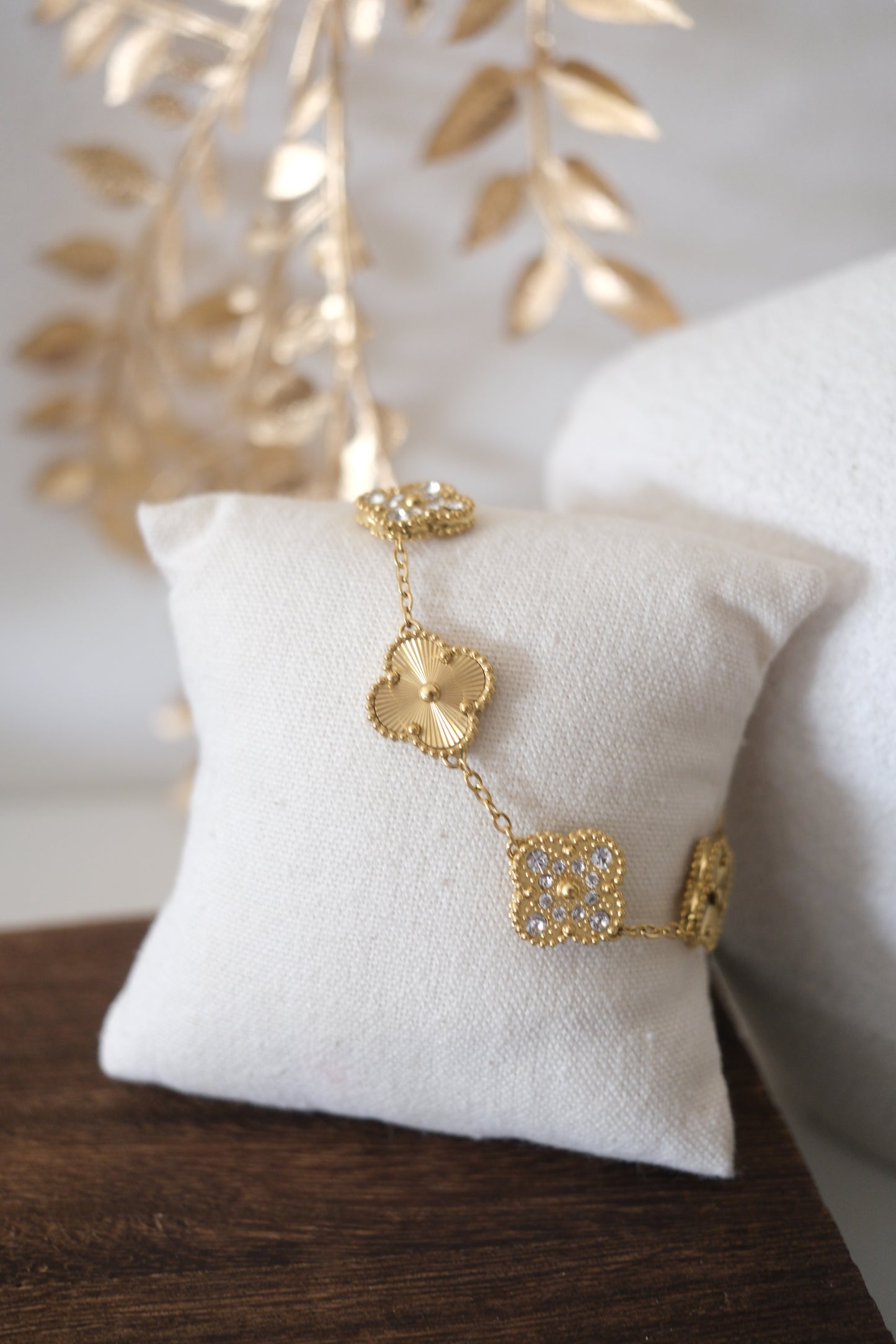 Lustra Dual Glow Bracelet