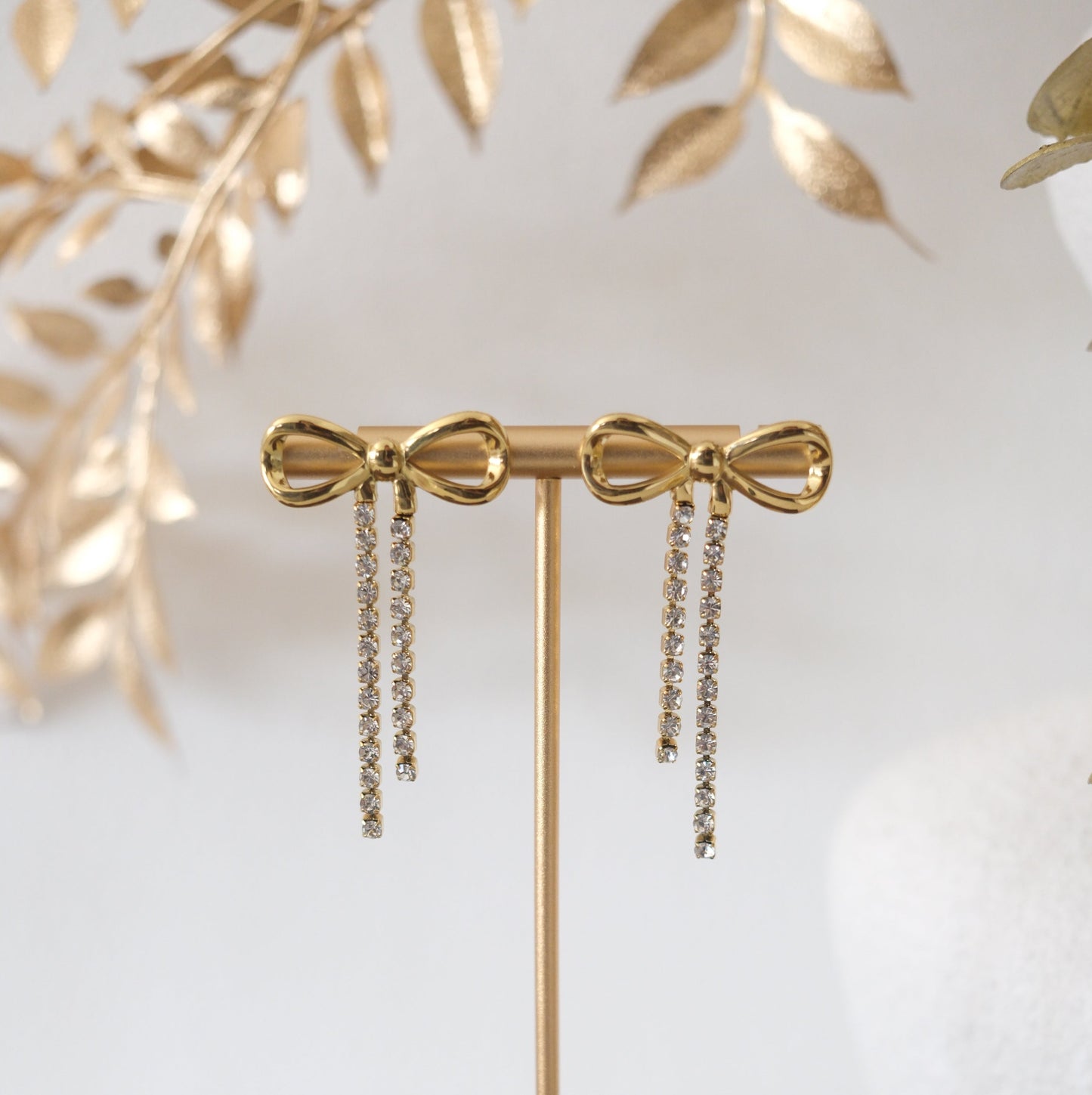 Selene Bow Earring