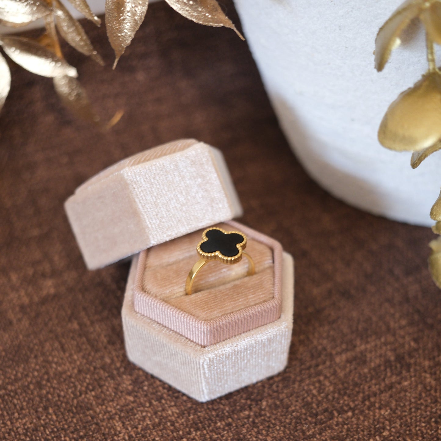 Éclat Charm Rings