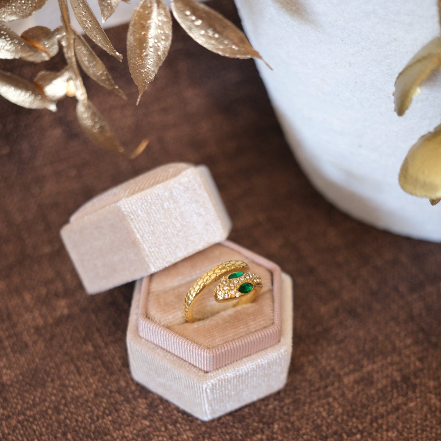 Nyra Ring