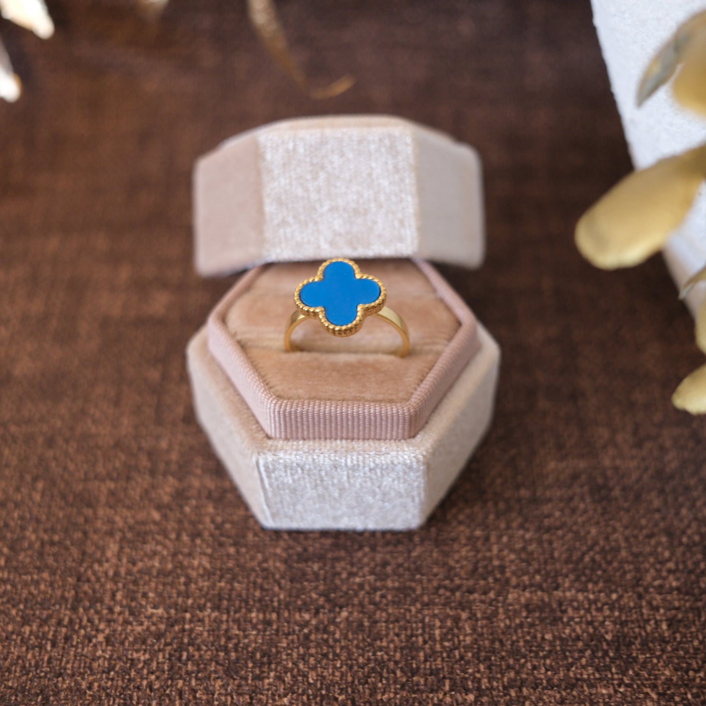 Éclat Charm Rings