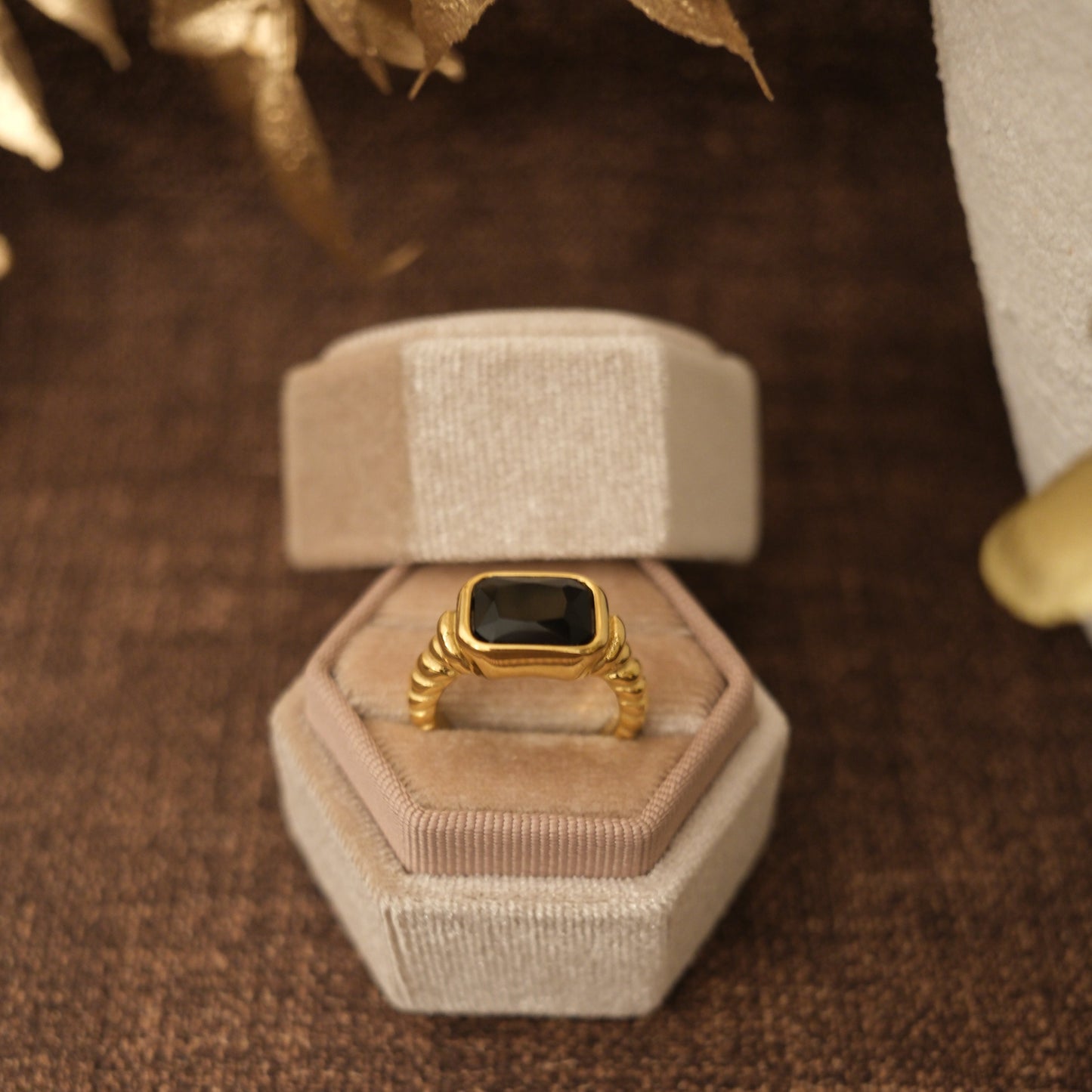 Elio Ring