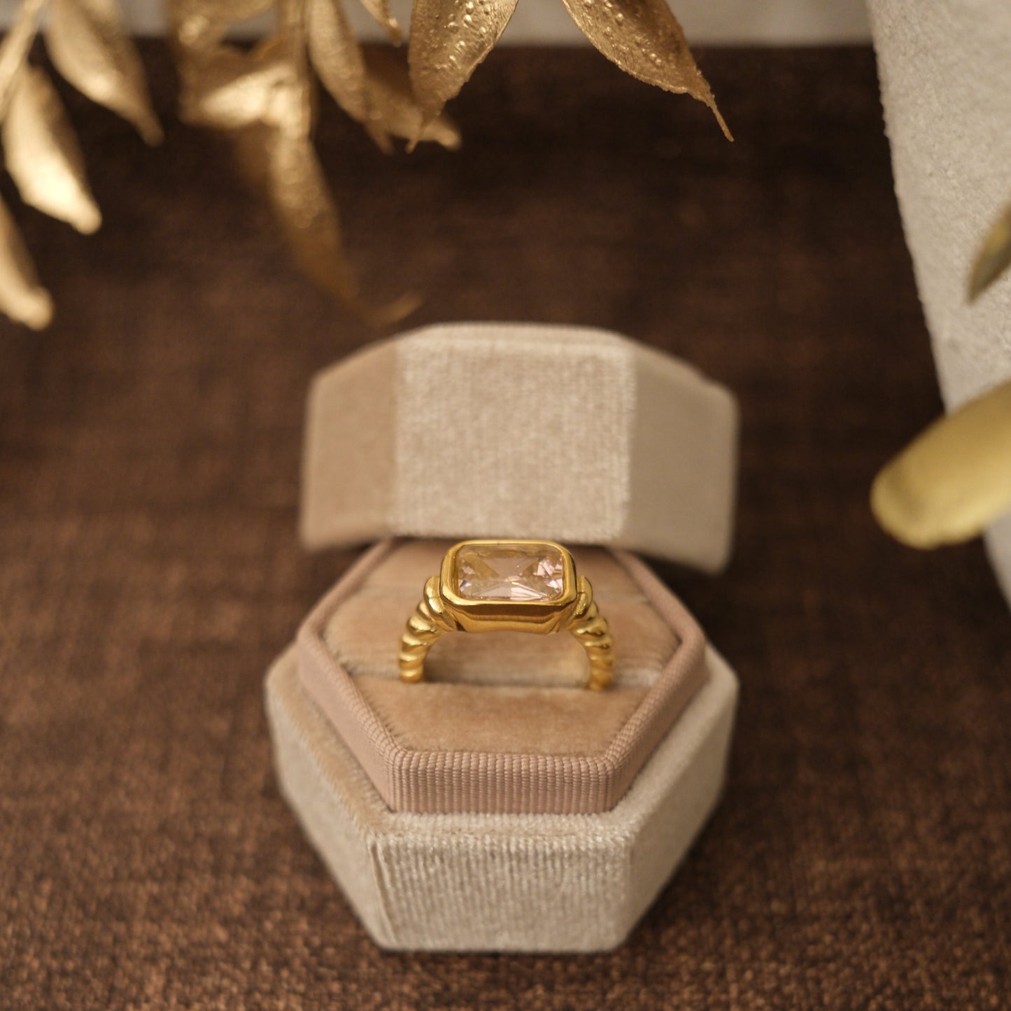 Elio Ring