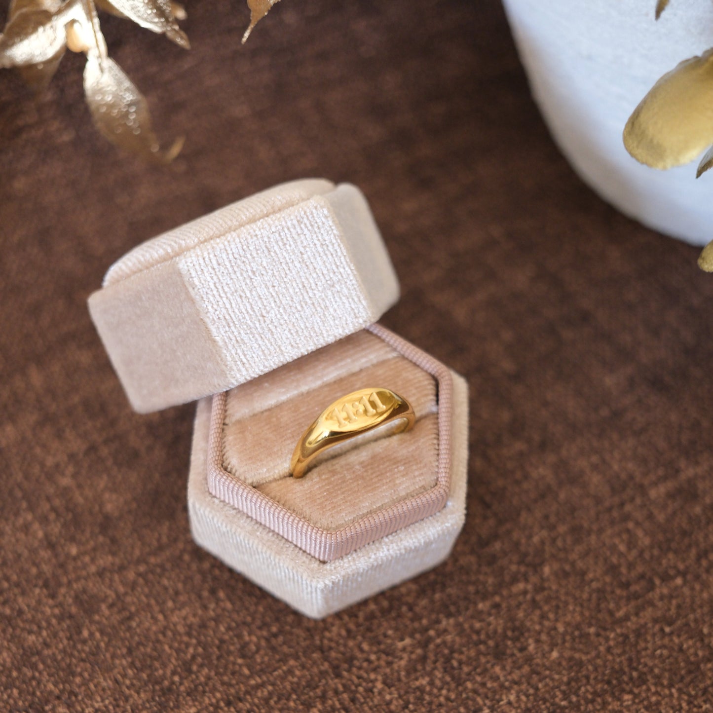11:11 Anora Ring