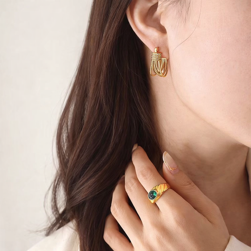 Aurelion Chain Hoops