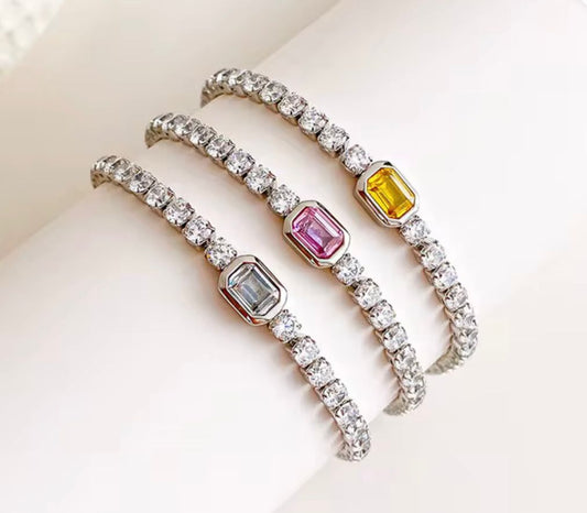 The Saphire Bracelet