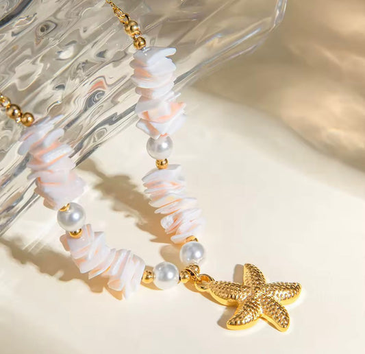 Gold Star Necklace