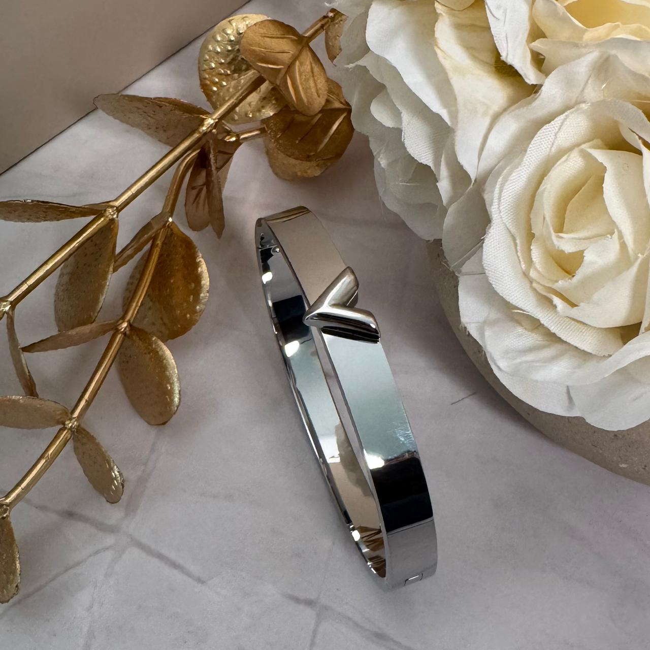 Embrace Bangle