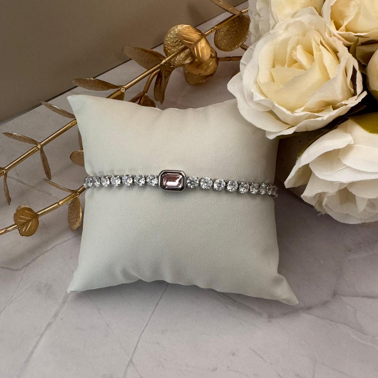 The Saphire Bracelet