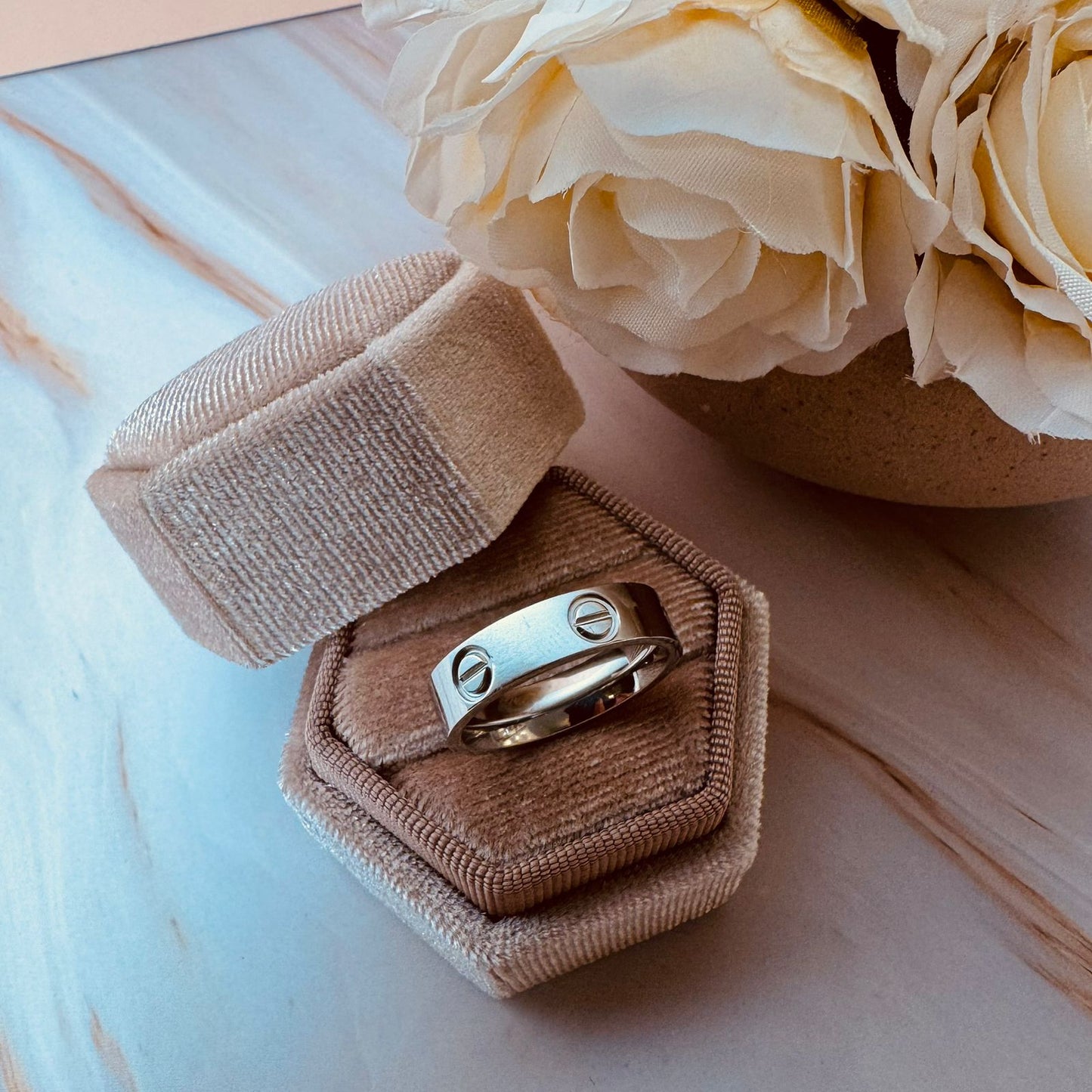 Thick Loop Silver Ring
