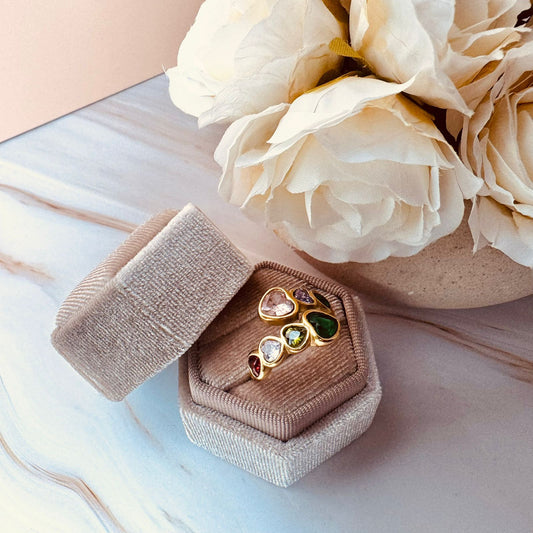 Amoria RIng