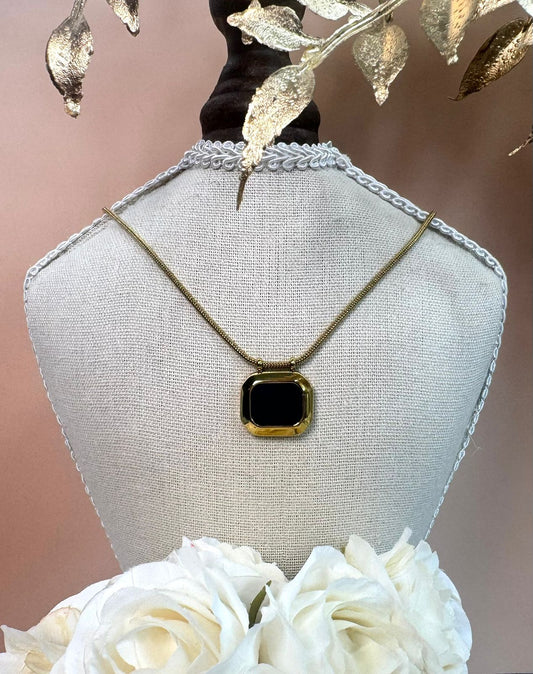 Linx Necklace