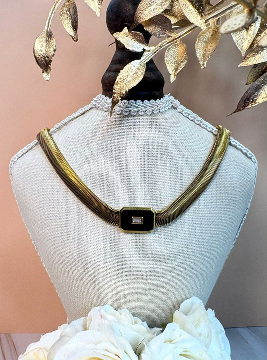 Stoneleaf Necklace