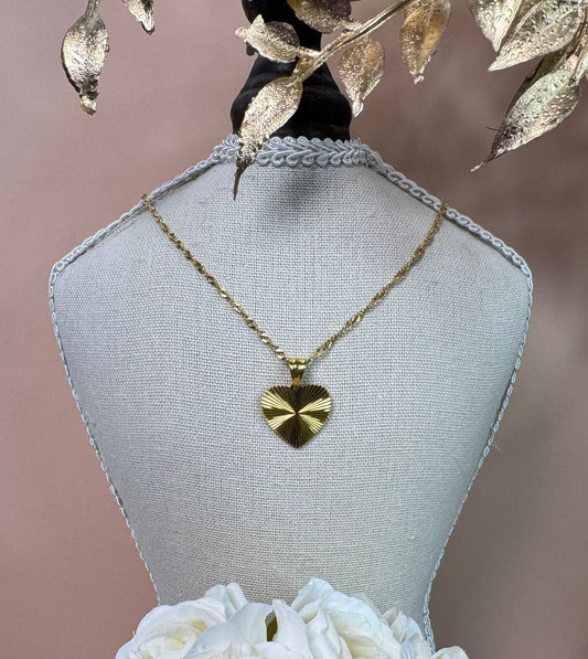 Heartdrop Necklace