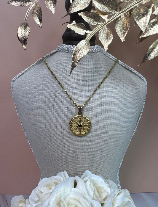 Zolvi Necklace