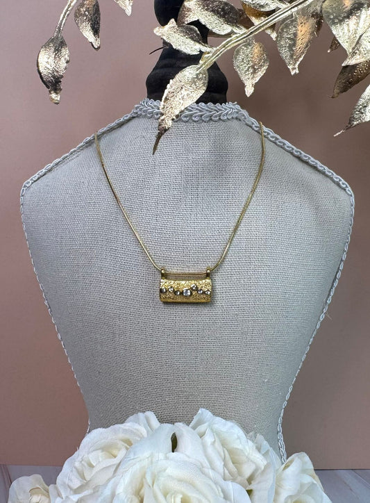 Myrus Necklace