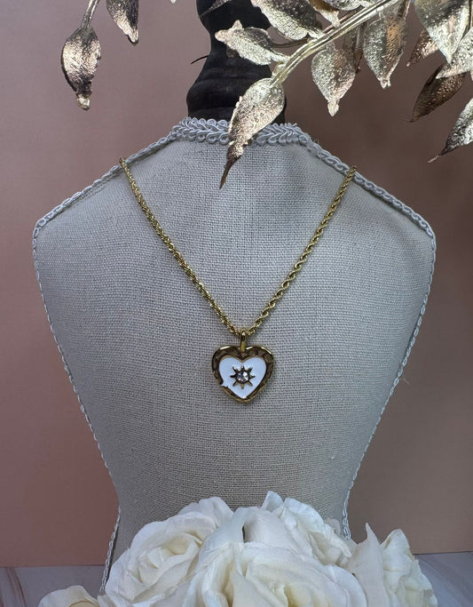 Hearty White Necklace