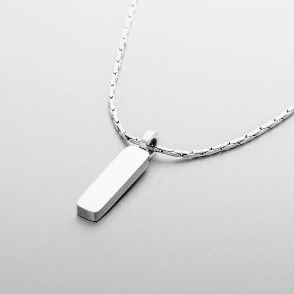The Pillar Pendant Necklace