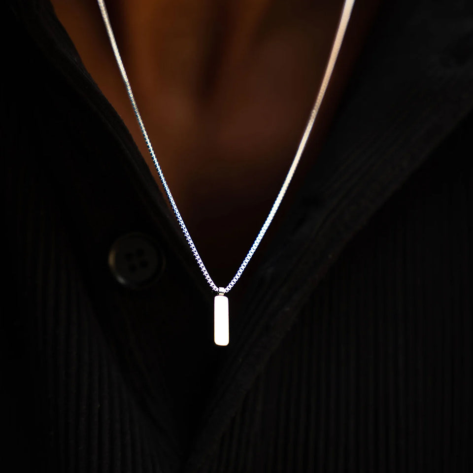 The Sovereign Pendant Necklace