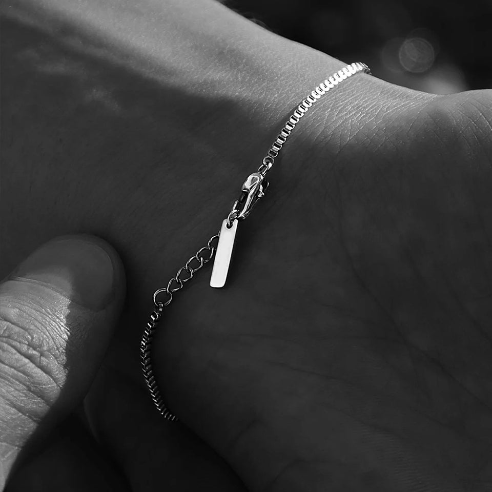 The Sovereign Chain Bracelet