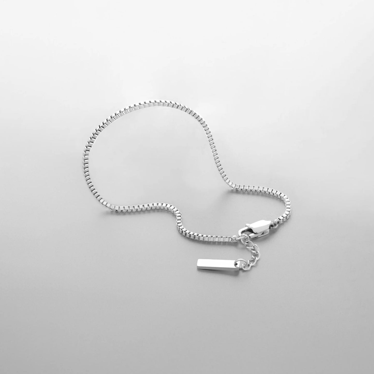 The Sovereign Chain Bracelet