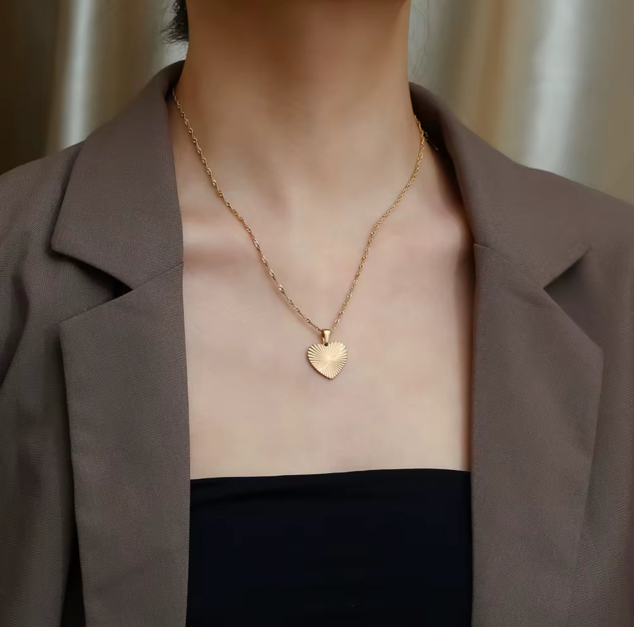 Aurelia Heart Necklace