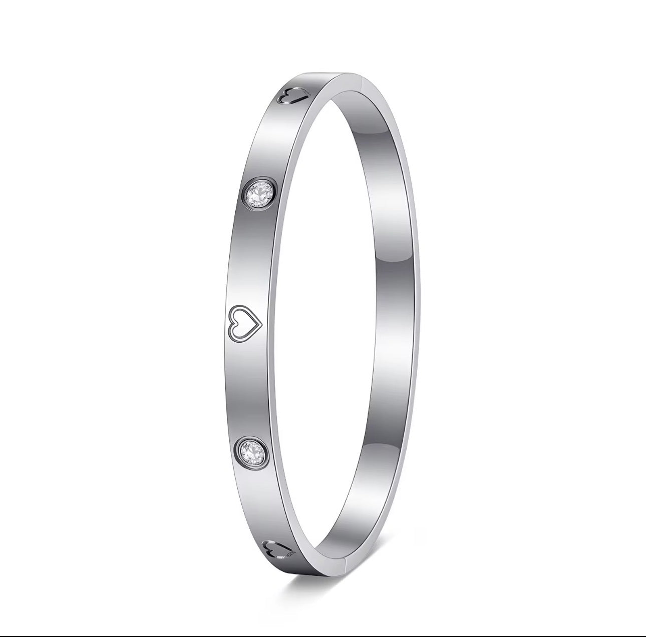 Velia Heart Bangle